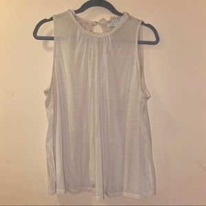 Sleeveless blouse